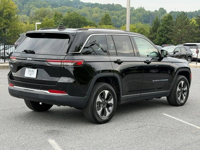 Used 2022 Jeep Grand Cherokee Limited 4xe w/ Luxury Tech Group II AWD/4WD image 14