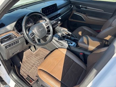 Used 2021 Kia Telluride SX w/ SX Prestige Package image 13