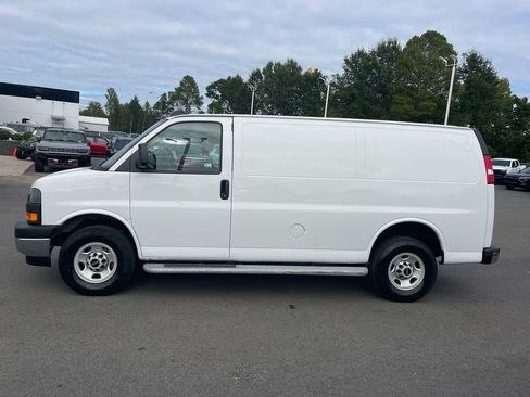 Used 2023 GMC Savana 2500 w/ Driver Convenience Package RWD image 2