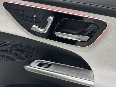 New 2026 Mercedes-Benz GLC 300 image 16