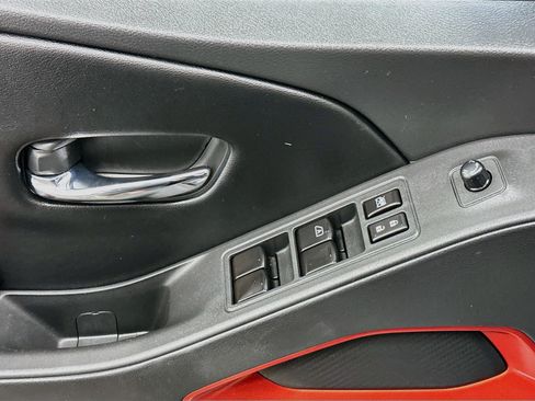 Used 2025 Nissan Frontier PRO-4X w/ Interior Protection Package AWD/4WD image 15