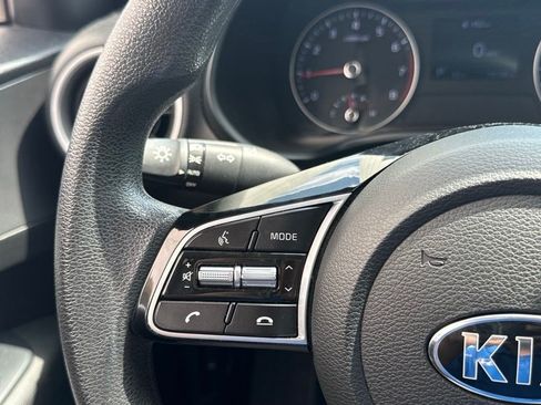 Used 2020 Kia Forte LXS FWD image 12
