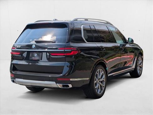 Used 2026 BMW X7 xDrive40i image 2