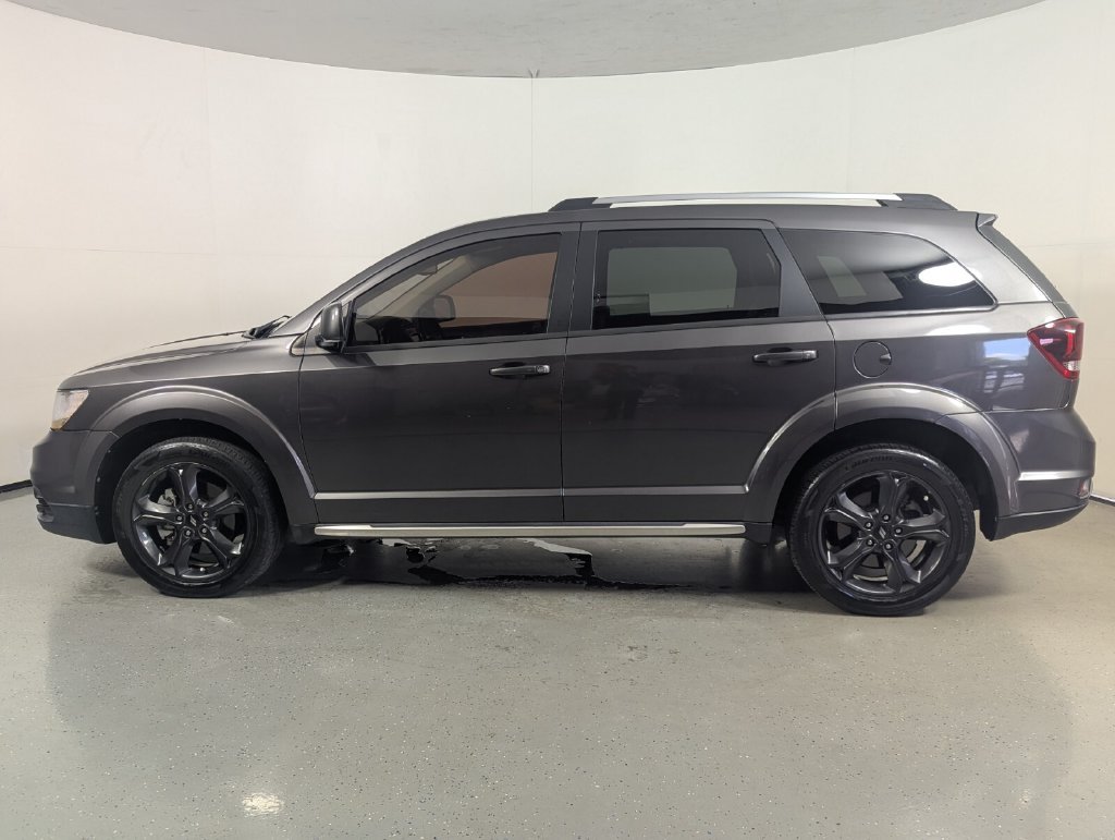 Used 2020 Dodge Journey Crossroad FWD image 4