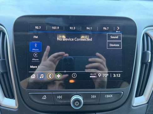 Used 2025 Chevrolet Malibu LS FWD image 35