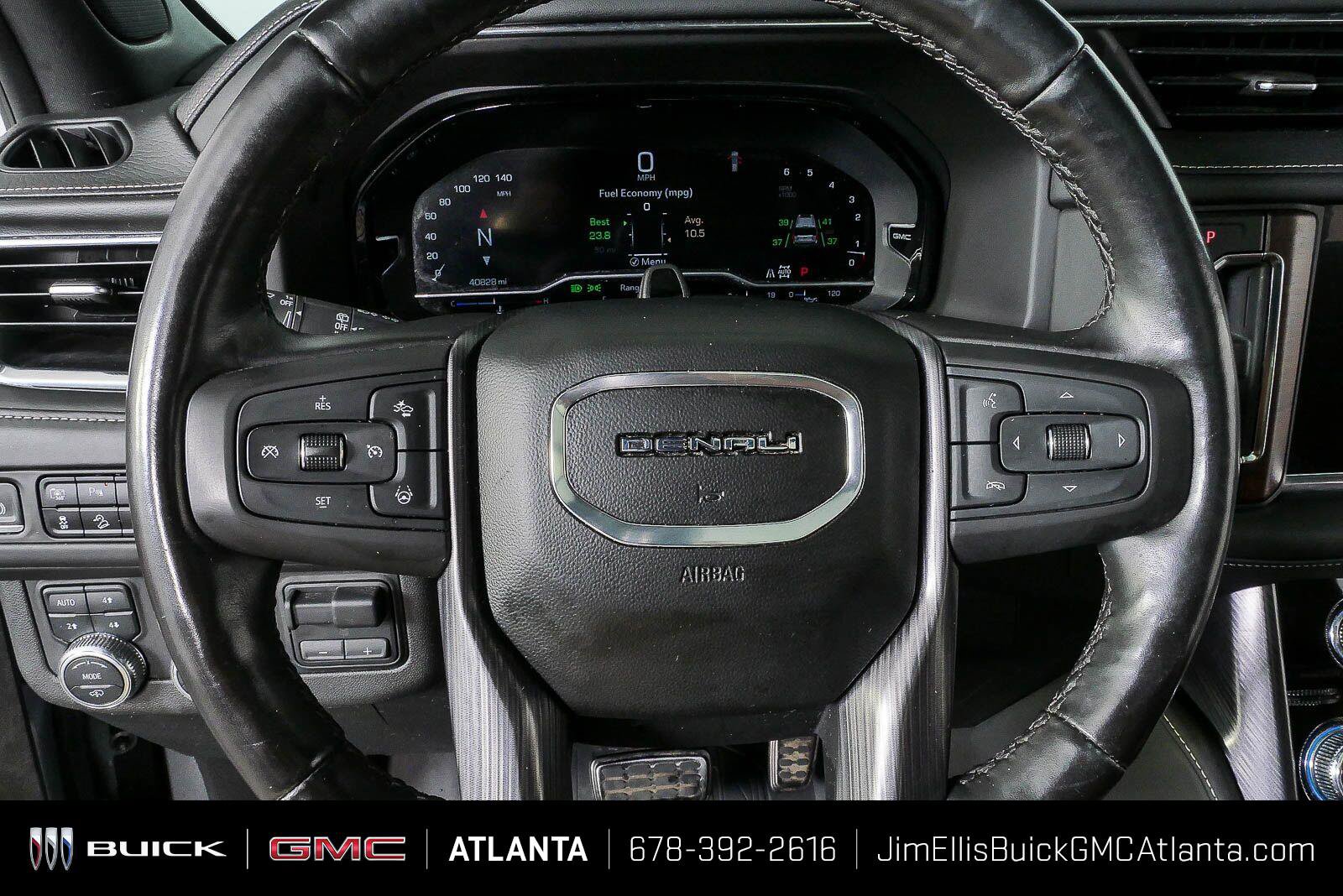 Certified 2023 GMC Yukon Denali Ultimate w/ LPO, Floor Liner Package AWD/4WD image 10