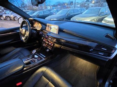 Used 2018 BMW X5 sDrive35i w/ M Sport Package image 48