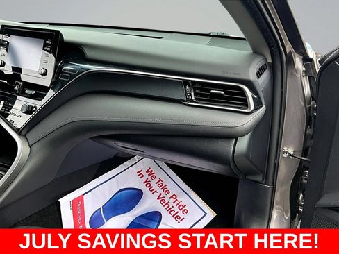 Used 2022 Toyota Camry SE FWD image 30