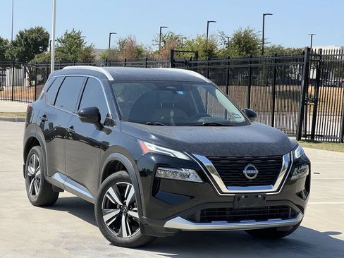 Used 2023 Nissan Rogue Platinum FWD image 1