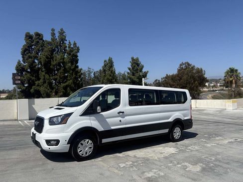 Used 2024 Ford Transit 350 XLT RWD image 9