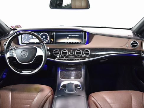 Used 2014 Mercedes-Benz S 550 Sedan image 16