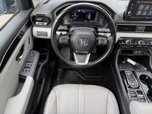 Certified 2023 Honda Pilot Elite image 17