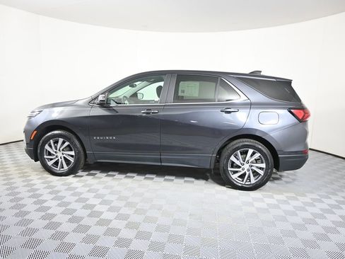 Used 2023 Chevrolet Equinox LT AWD/4WD image 3