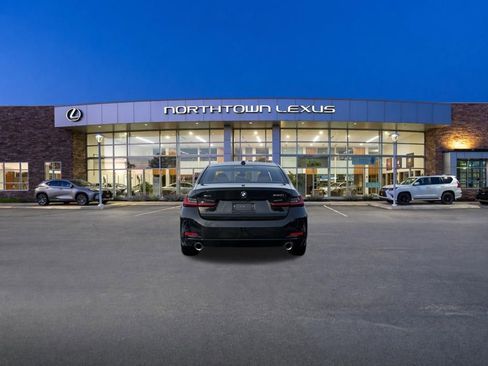 Used 2025 BMW 330i xDrive Sedan w/ Convenience Package AWD/4WD image 21