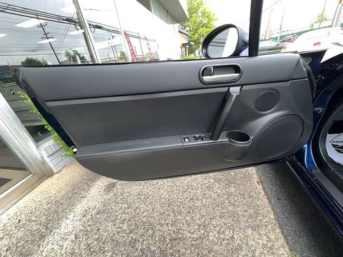 Used 2007 MAZDA MX-5 Miata Touring image 14