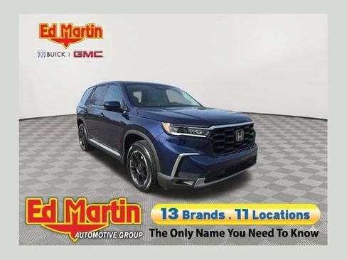 Used 2025 Honda Pilot EX-L image 1