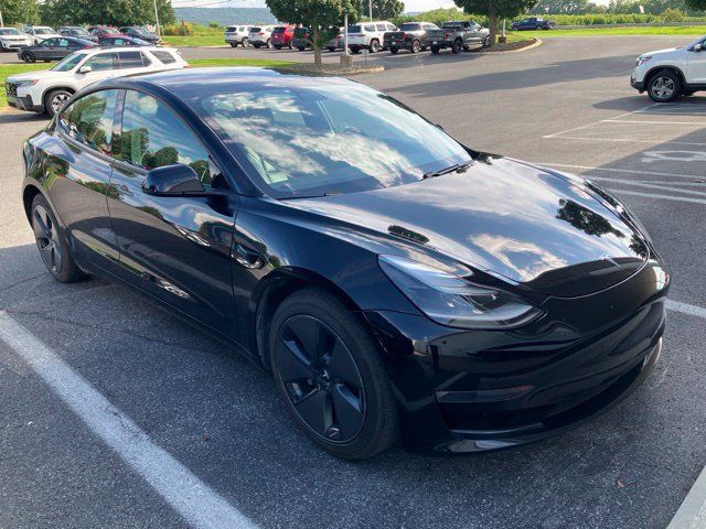 Used 2021 Tesla Model 3 Long Range AWD/4WD image 3