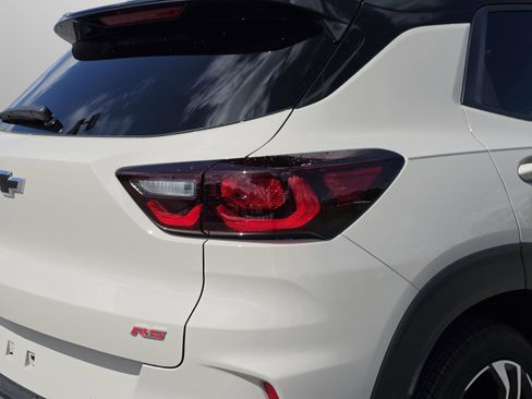 New 2026 Chevrolet TrailBlazer RS w/ Convenience Package FWD image 14