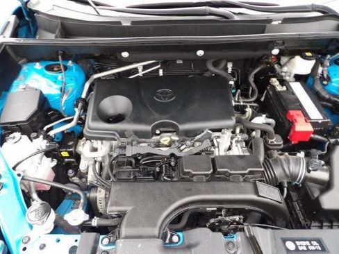 Used 2019 Toyota RAV4 Adventure image 11