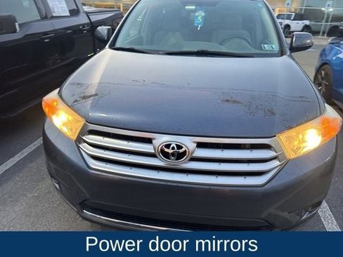 Used 2012 Toyota Highlander 4WD w/ Cold Weather Pkg image 14