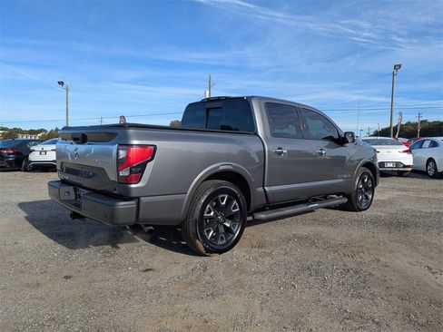 Used 2021 Nissan Titan Platinum Reserve image 3