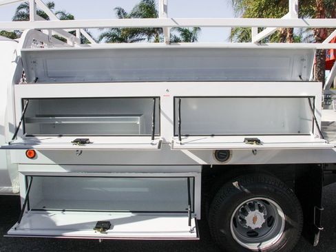 Used 2024 Chevrolet Silverado 3500 W/T w/ WT Convenience Package image 6