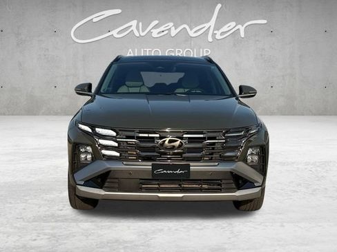 Used 2025 Hyundai Tucson Limited FWD image 18