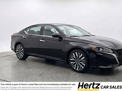 Used 2025 Nissan Altima 2.5 SV