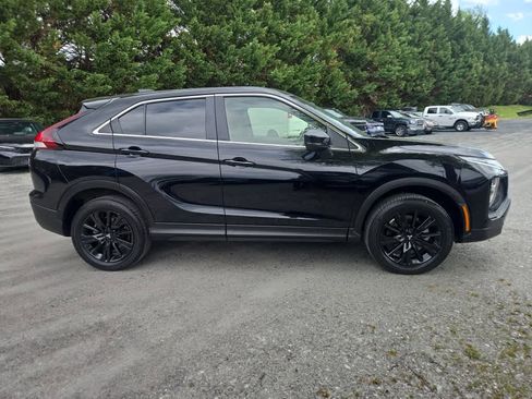 Used 2024 Mitsubishi Eclipse Cross LE AWD/4WD image 5