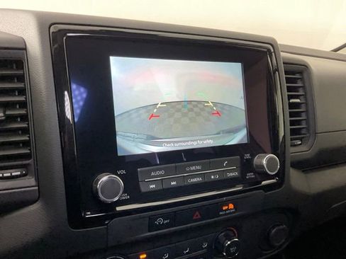 Used 2024 Nissan Frontier S w/ S Utility Package image 21