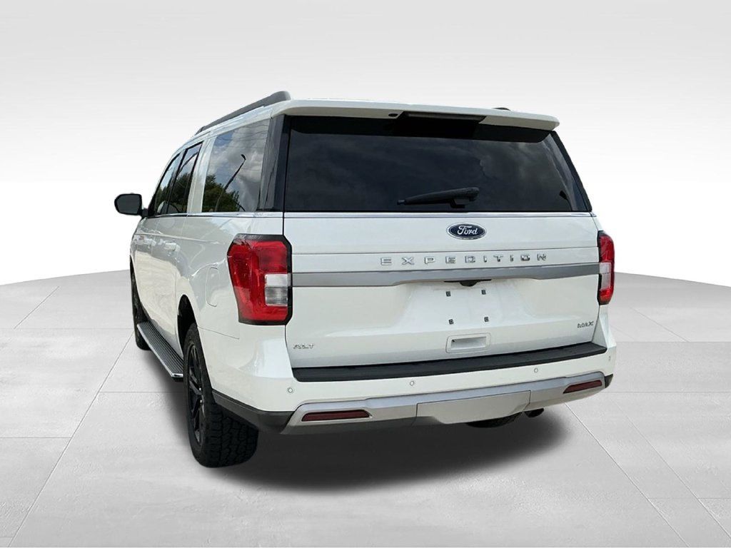 Used 2023 Ford Expedition Max XLT RWD image 5