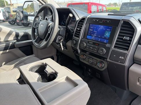 Used 2022 Ford F250 XLT w/ FX4 Off-Road Package AWD/4WD image 29