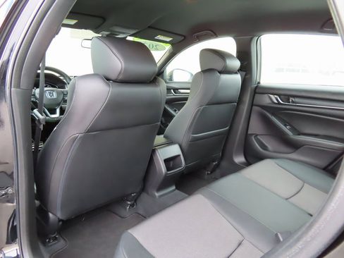 Used 2020 Honda Accord Sport image 25