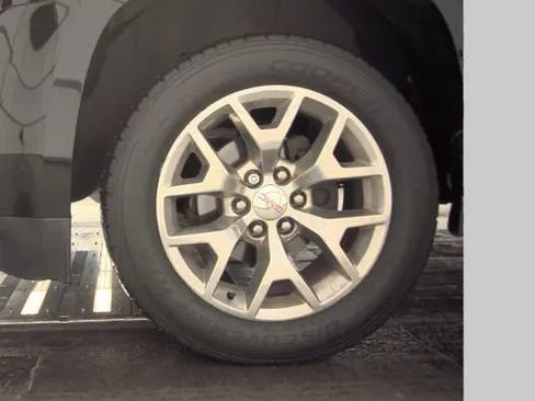 Used 2015 GMC Yukon SLT w/ Open Road Package image 21