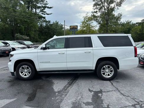 Used 2018 Chevrolet Suburban LT AWD/4WD image 5