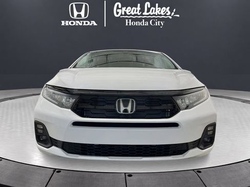 New 2026 Honda Odyssey Touring image 10