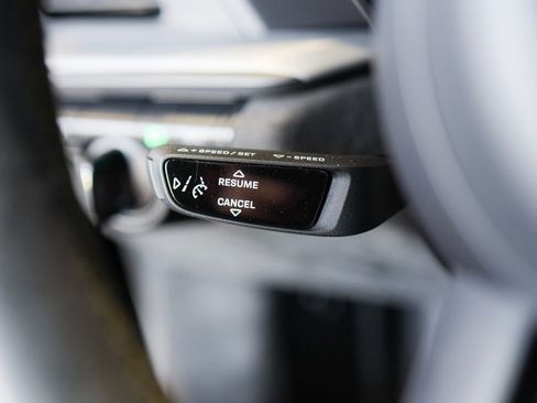 Used 2022 Porsche 911 GT3 image 18