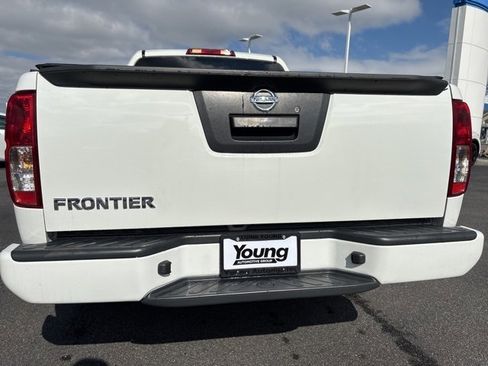 Used 2019 Nissan Frontier S image 27