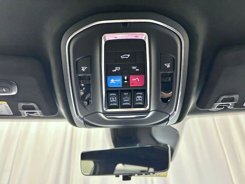 New 2026 Jeep Grand Cherokee L Summit AWD/4WD image 19