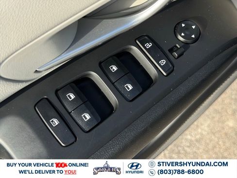 Certified 2024 Hyundai Tucson SE image 25