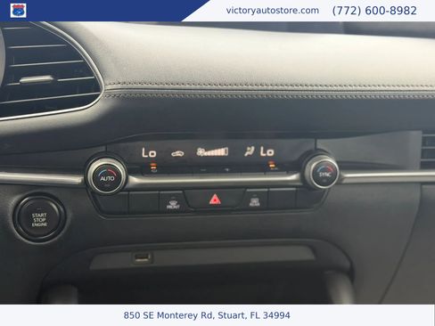 Used 2021 MAZDA MAZDA3 s FWD image 25