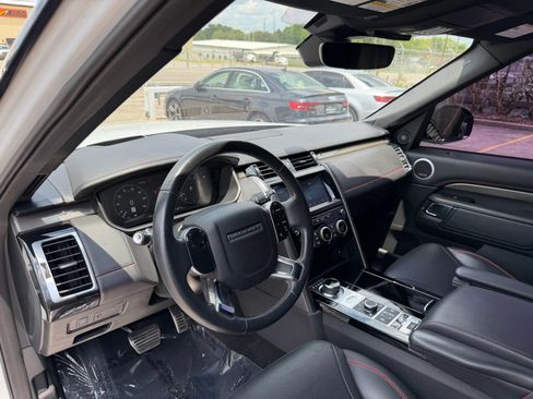 Used 2019 Land Rover Discovery HSE Luxury AWD/4WD image 9