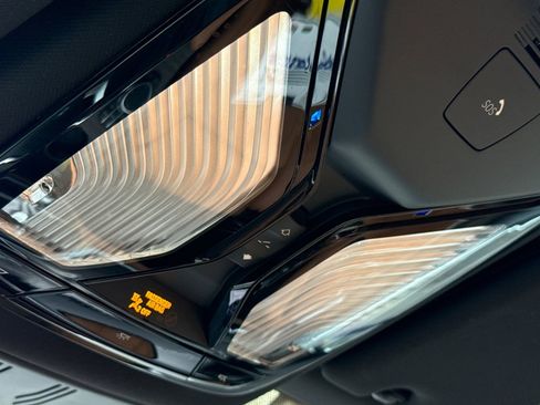 Certified 2023 BMW 530e w/ Premium Package image 22