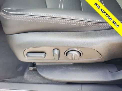 Used 2022 GMC Terrain Denali AWD/4WD image 18