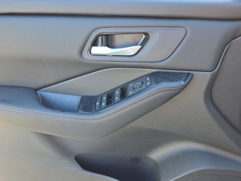 New 2026 Nissan Rogue SV FWD image 28