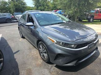 Used 2023 Kia Forte LXS FWD video 1
