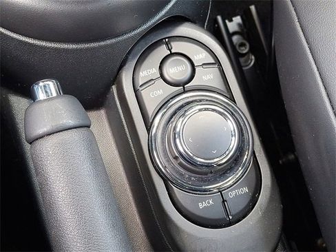 Certified 2023 MINI Cooper S image 21