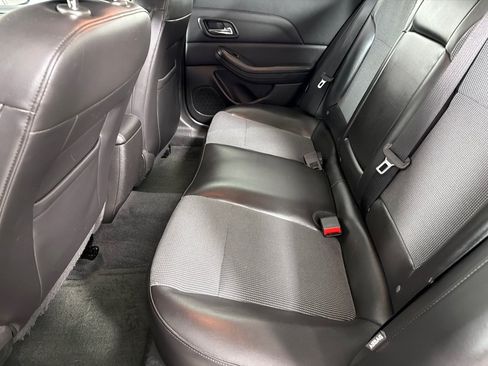 Used 2015 Chevrolet Malibu LT w/ Power Convenience Package FWD image 17