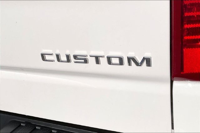 Used 2023 Chevrolet Silverado 1500 LT AWD/4WD image 22