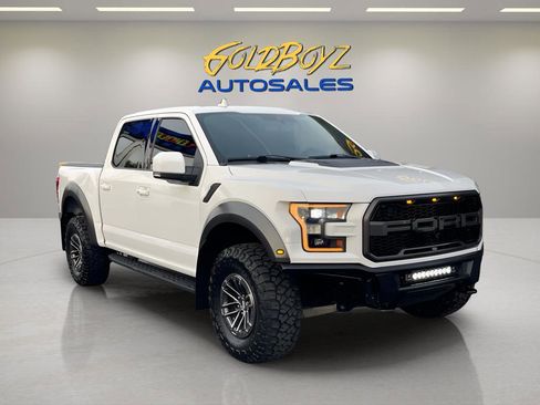 Used 2019 Ford F150 Raptor w/ Equipment Group 802A Luxury image 2